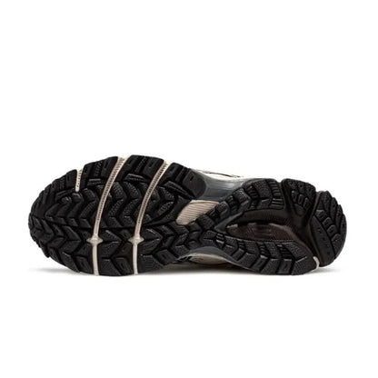 Asics Gel-Kahana 8 Black and Beige